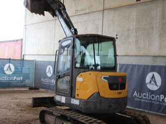 2016-volvo-ecr50d-1436809-46265707