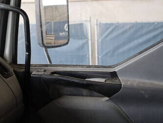 2004-renault-premium-370-dci-1436814-46265869