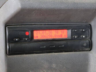 2004-renault-premium-370-dci-1436814-46265872