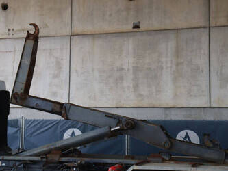 2004-renault-premium-370-dci-1436814-46265876