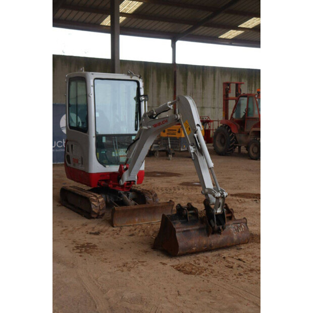 2021 TAKEUCHI TB216-46265885