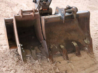 2021-takeuchi-tb216-1436815-46265891