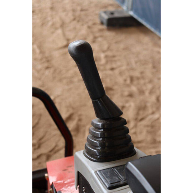 2024 إف إف إندستريال ME18-46265960