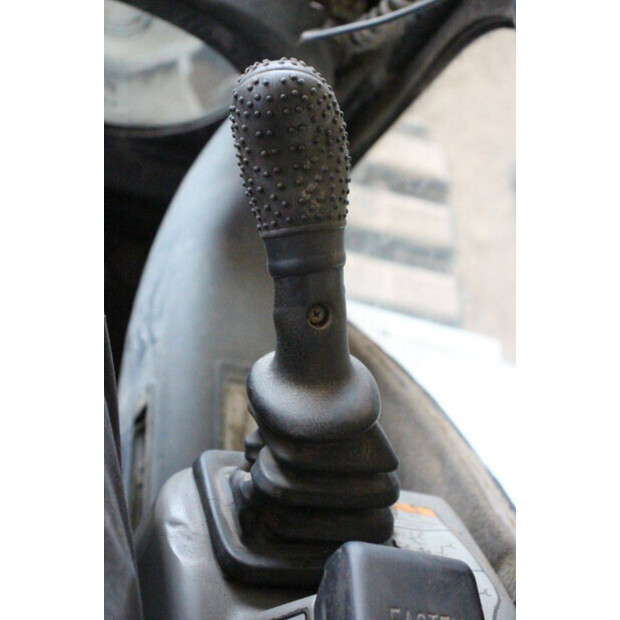 2005 BOBCAT 337 G-46266069