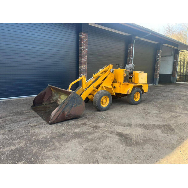 1982 Ahlmann AL6-46266131