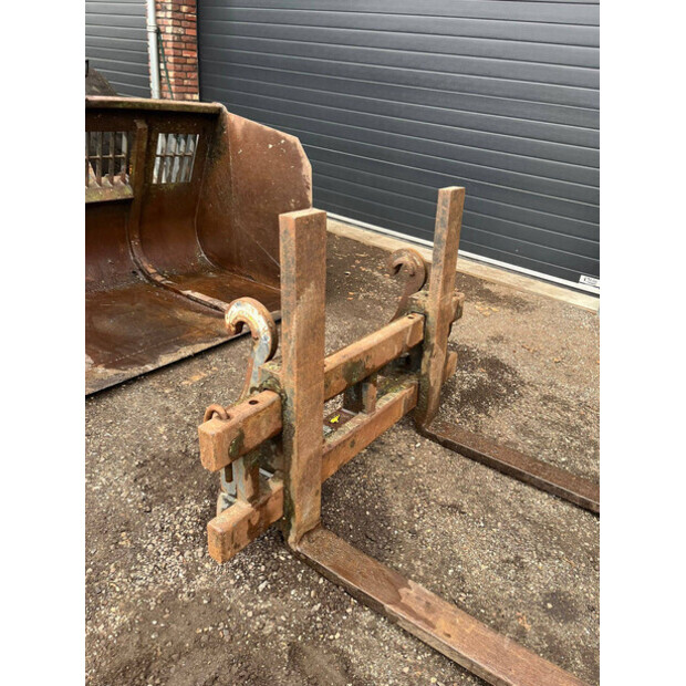 2001 Ahlmann AZ150-46266159