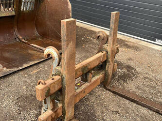 2001-ahlmann-az150-46266159