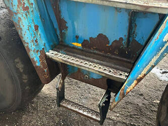 2001-ahlmann-az150-46266167