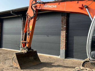 2011-zaxis-zx135us-3-46266182