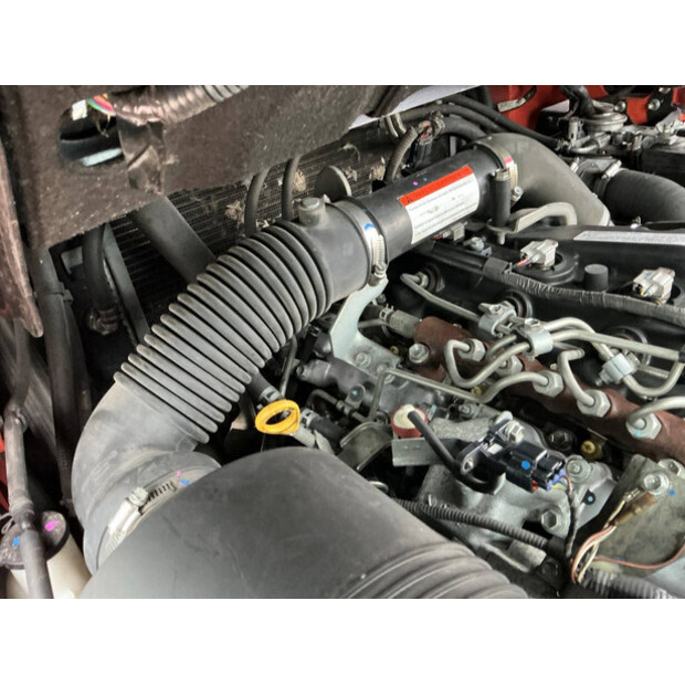 2015 تويوتا 40-8FD35N-46266238