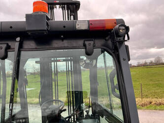 2015-toyota-40-8fd35n-46266241