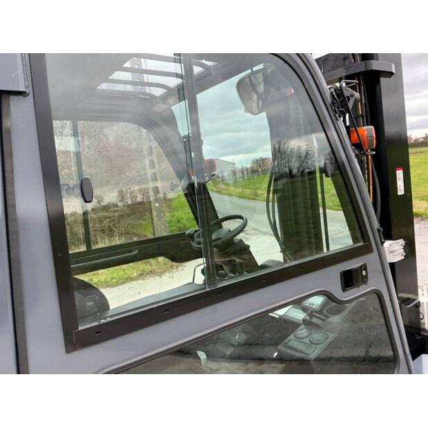 2015 تويوتا 40-8FD35N-46266244