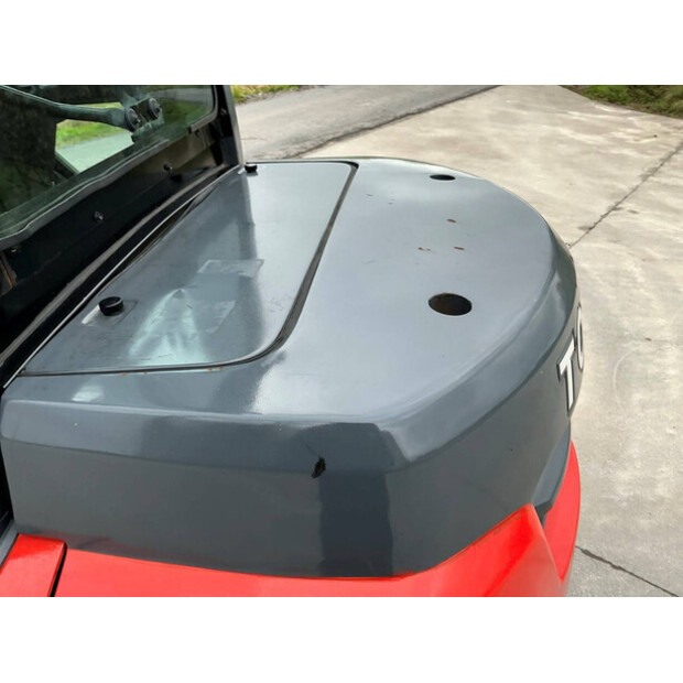 2015 تويوتا 40-8FD35N-46266249