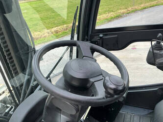 2015-toyota-40-8fd35n-46266252