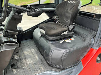 2015-toyota-40-8fd35n-46266254