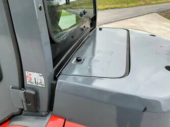 2015-toyota-40-8fd35n-46266255