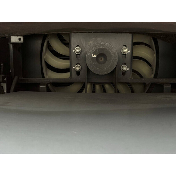 2015 تويوتا 40-8FD35N-46266260