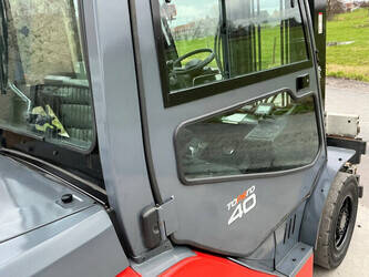 2015-toyota-40-8fd35n-46266261