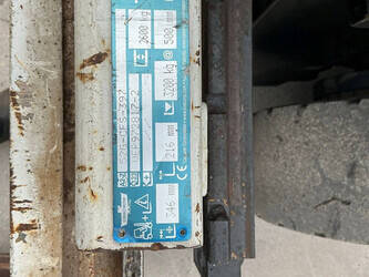 2015-toyota-40-8fd35n-46266269