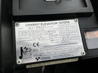 2015-toyota-40-8fd35n-46266270