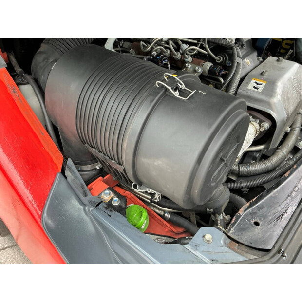 2015 تويوتا 40-8FD35N-46266274