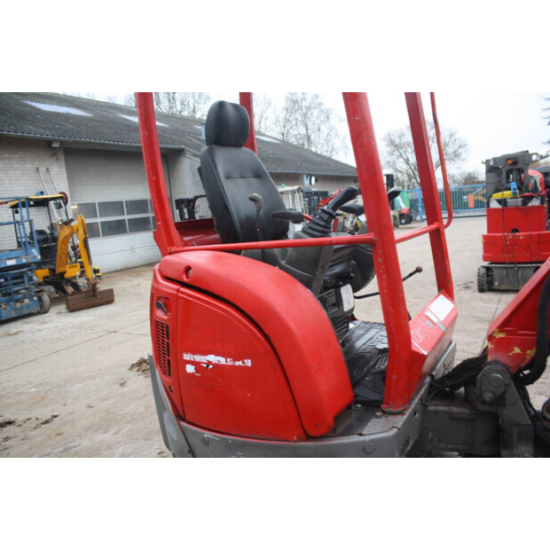 2014 YANMAR SV26-46266392