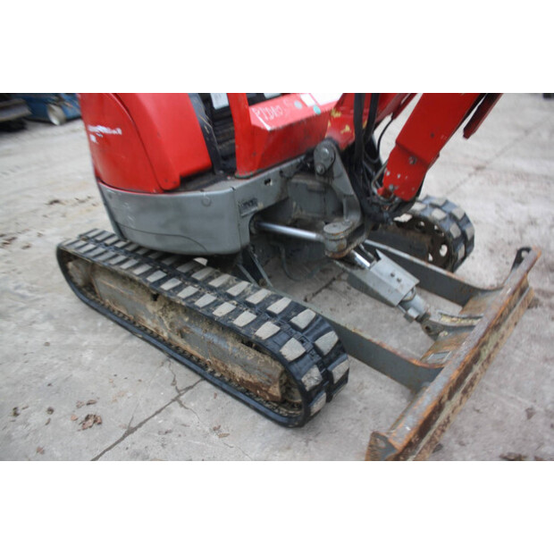 2014 YANMAR SV26-46266395