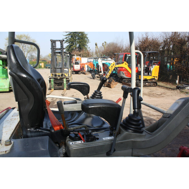 2019 تاكوتشي TB216-46266527