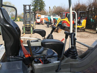 2019-takeuchi-tb216-1436844-46266527