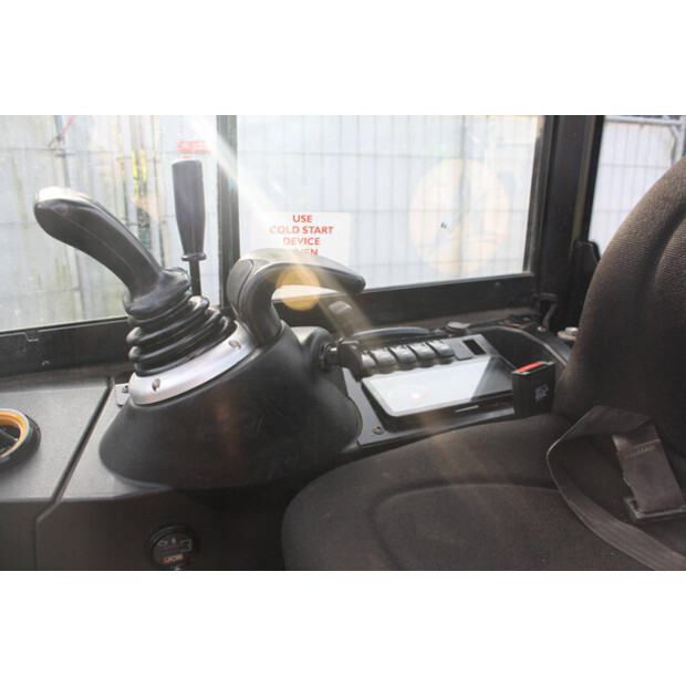 2019 JCB 16C-1 T3-46266542