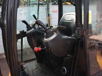 2014-jcb-8040-1436846-46266554