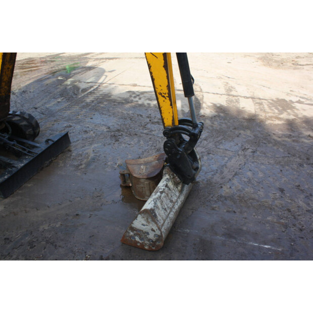 2014 JCB 8040-46266555