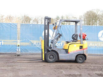 Image de CHARIOTS ÉLÉVATEURS 2012 TCM VM350