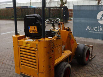 2011-knikmops-90-1436850-46266656