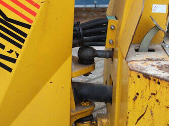 2011-knikmops-90-1436850-46266664