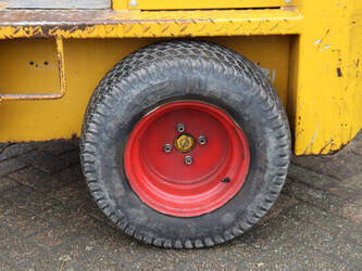 2011-knikmops-90-1436850-46266667