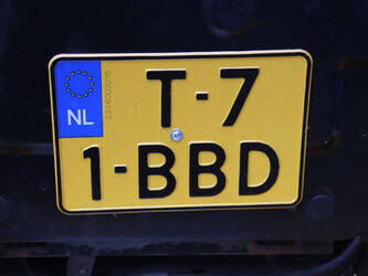 2011-knikmops-90-1436850-46266669