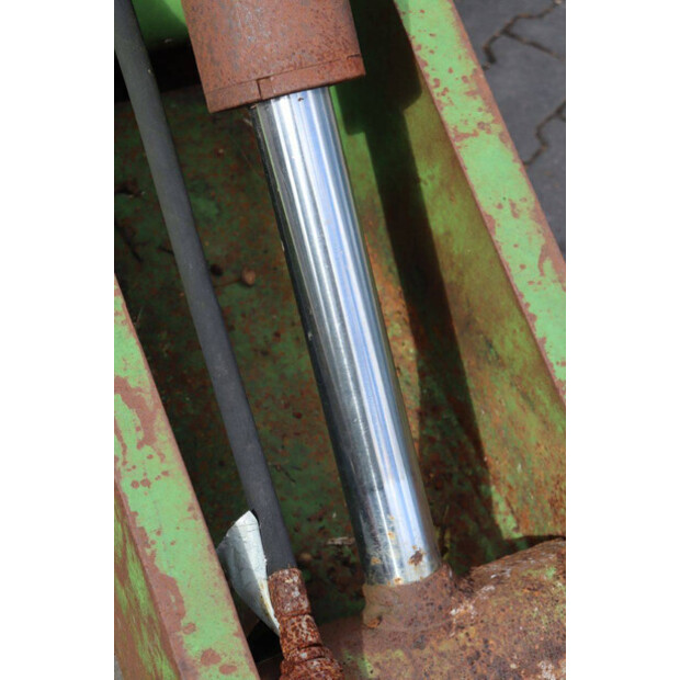 2010 Dacia LOGAN-46266777