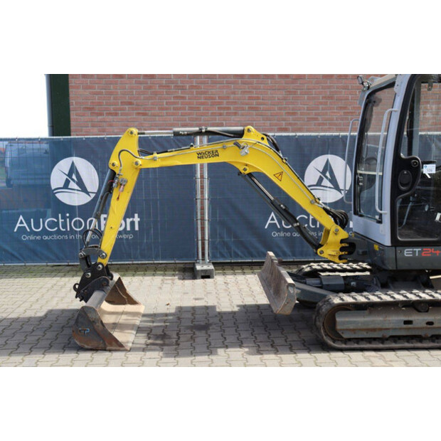 2017 Neuson ET24-46266790