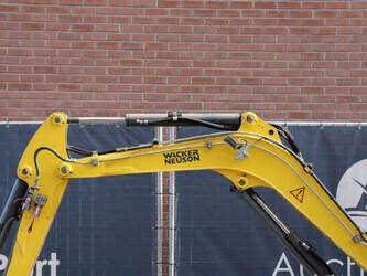 2017-neuson-et24-46266792