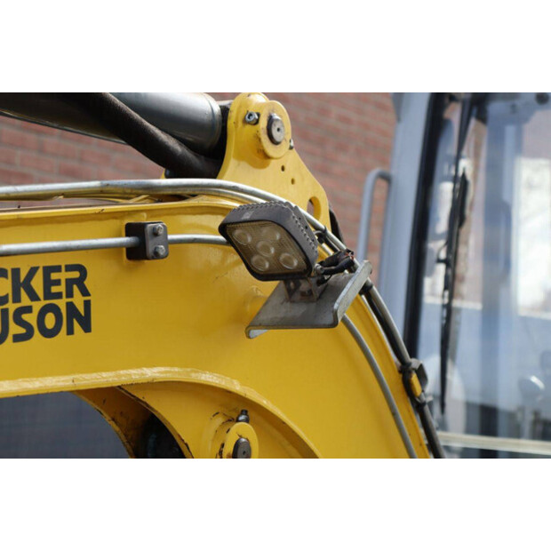 2017 Neuson ET24-46266800