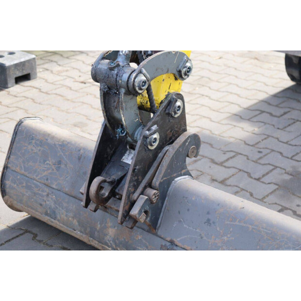 2017 Neuson ET24-46266804