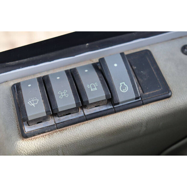 2017 Neuson ET24-46266825