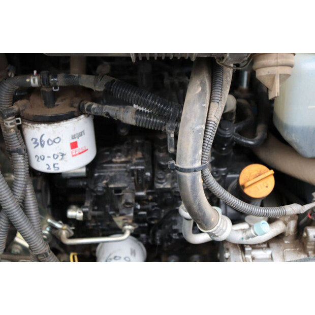 كوبيلكو SK28SR-46267023