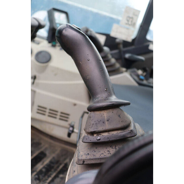 كوبيلكو SK28SR-46267037