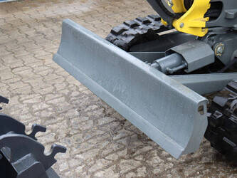 2025-neuson-et24-46267062