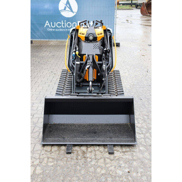 2025 جاينت GS950T Compact Track Loader-46267156