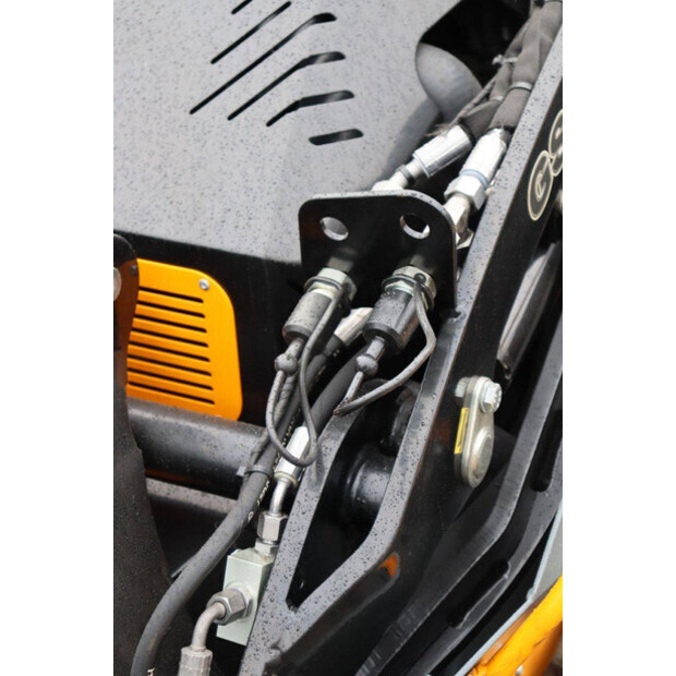 2025 جاينت GS950T Compact Track Loader-46267162