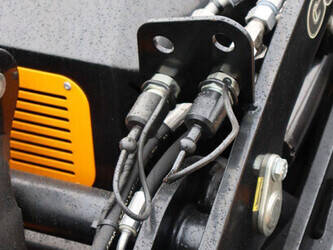 2025-giant-gs950t-compact-track-loader-46267162