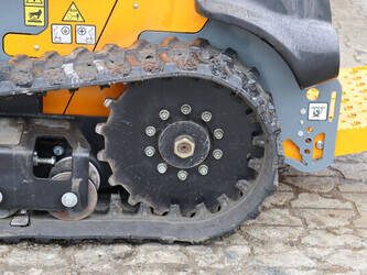 2025-giant-gs950t-compact-track-loader-46267169